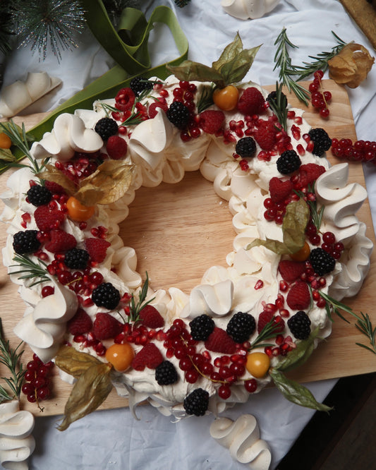 Pavlova Wreath