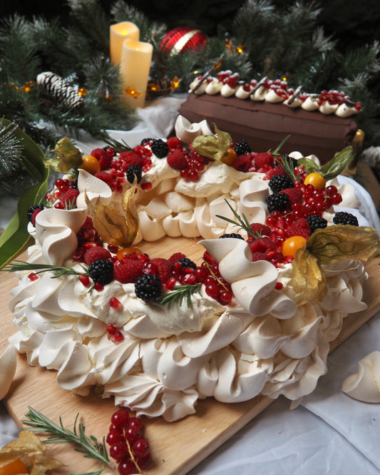 Pavlova Wreath